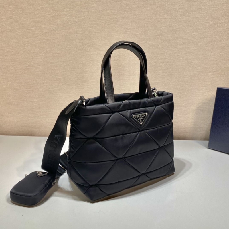 Pra*a tote bags
